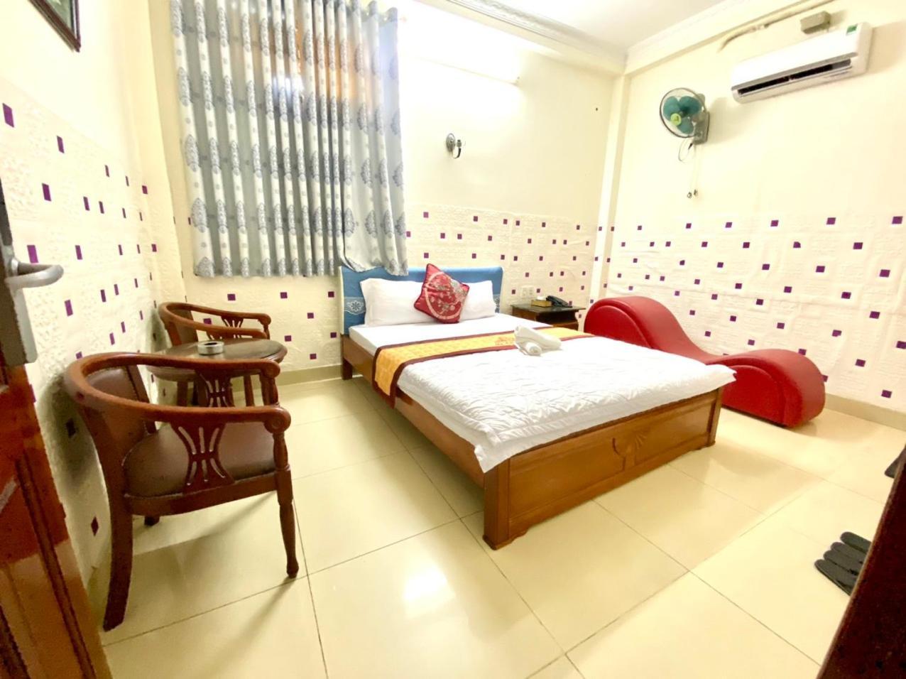 Duc Anh Hotel 2 Vung Tau Buitenkant foto